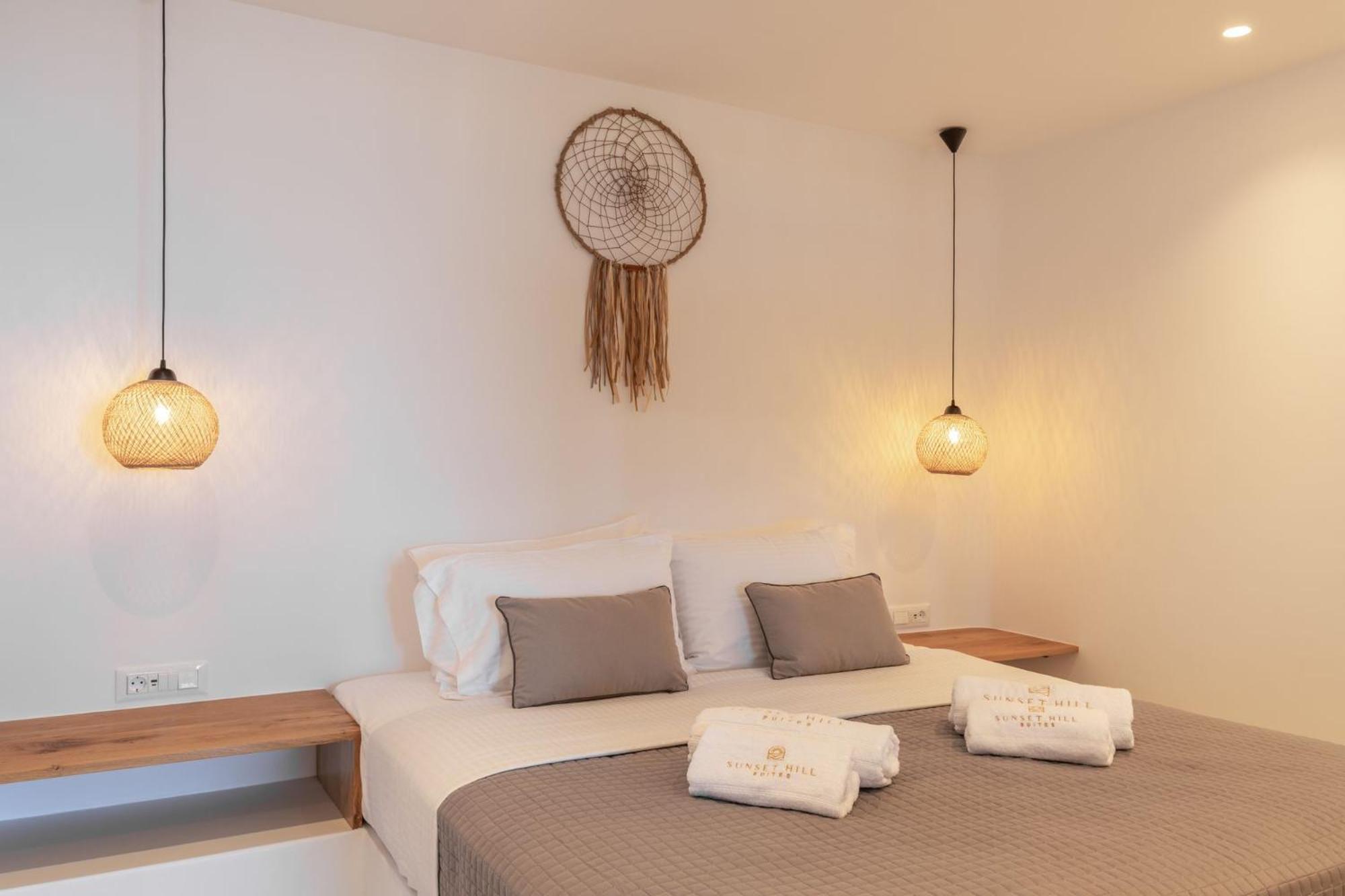Sunset Hill Suites Mykonos Town Exterior photo